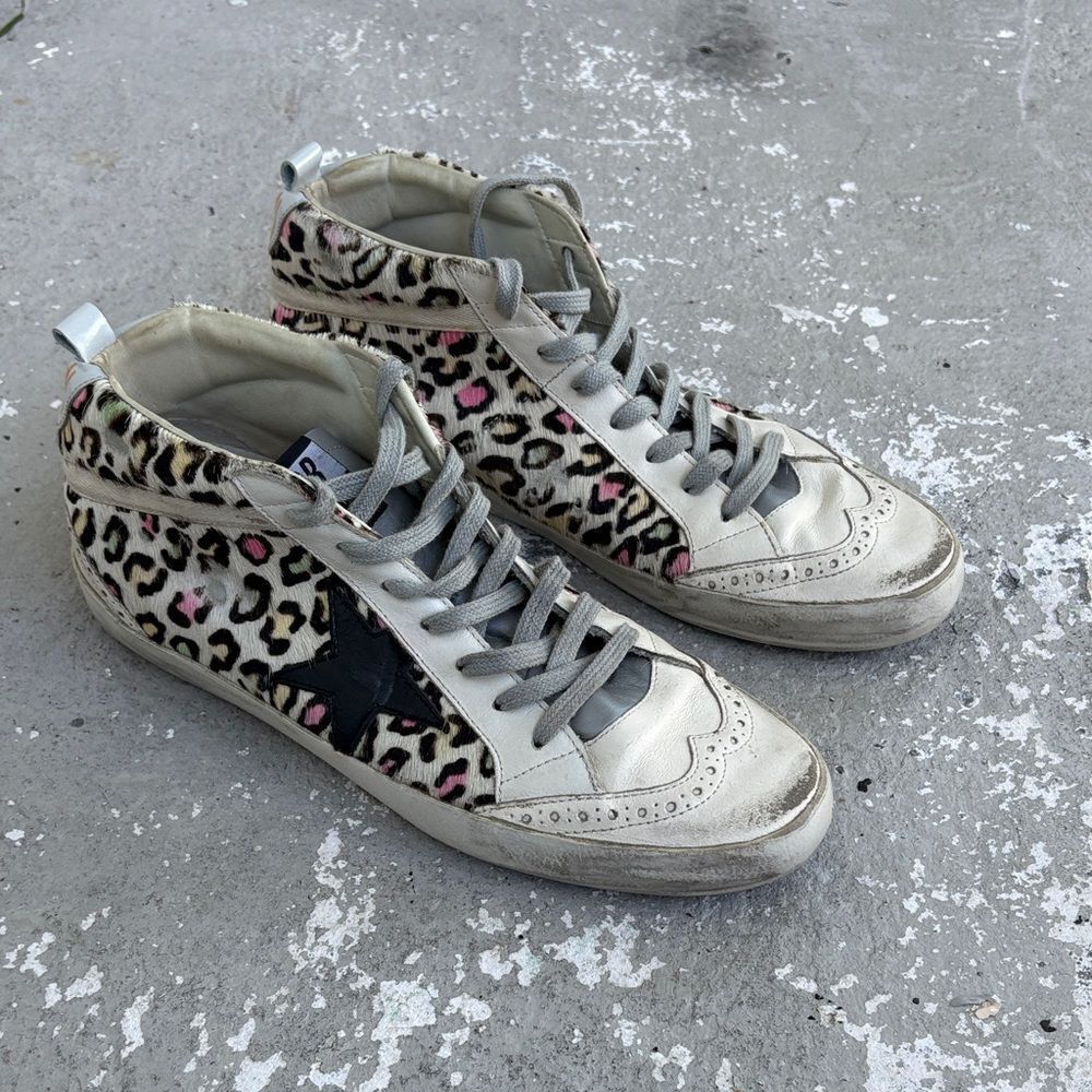 Rare distressed leopardâprint pony hair golden goose mid star